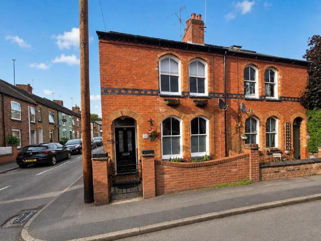 House for sale in Earls Barton