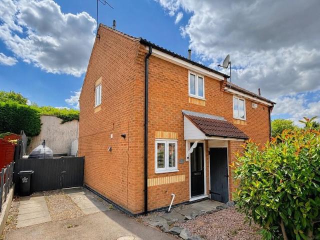 House for sale in Old Wharf, City Of Leicester
