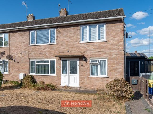 House for sale in Dodderhill, Crookhill