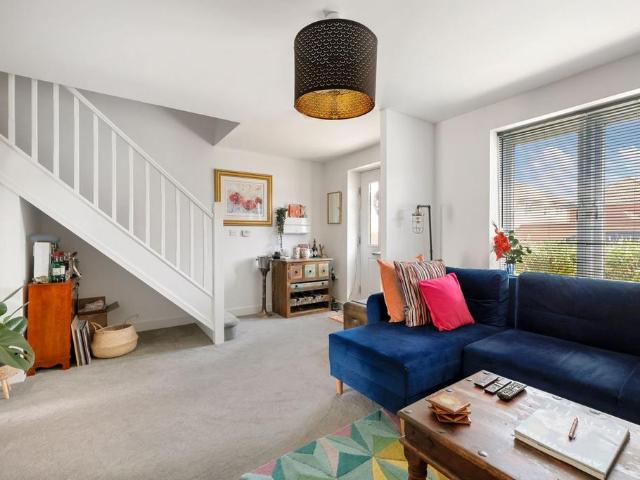 House for sale in Dale Hill, Essex