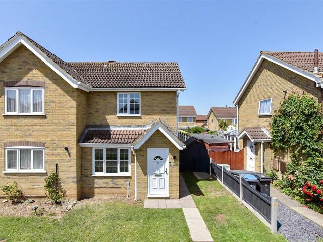House for sale in Ash, Kent