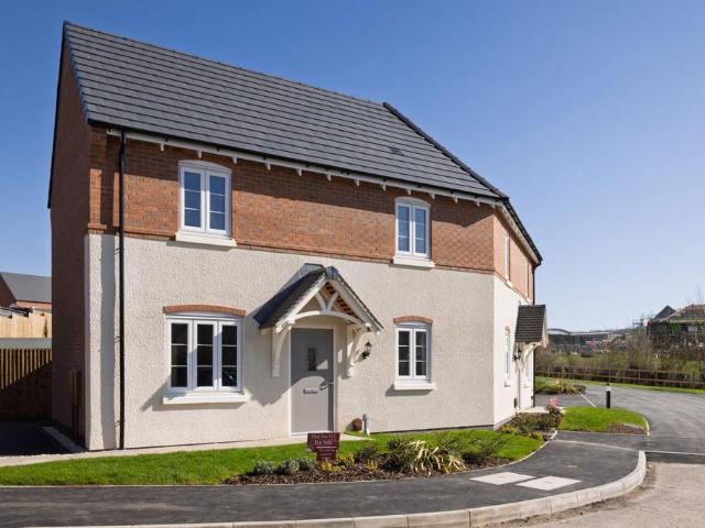 House for sale in Hugglescote, Leicestershire