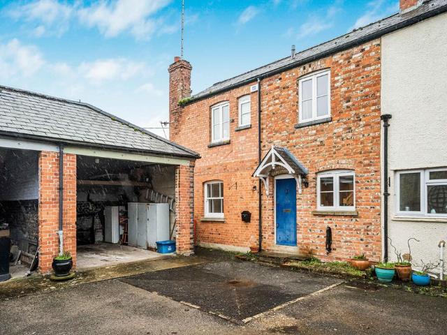 House for sale in Evershot, Oxfordshire