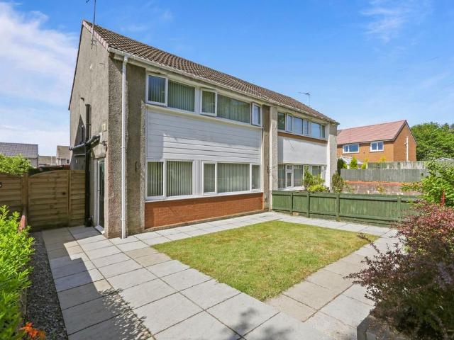 House for sale in Llantwit Fardre, Church Village