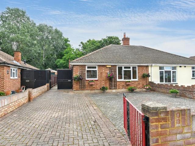 House for sale in Bedford
