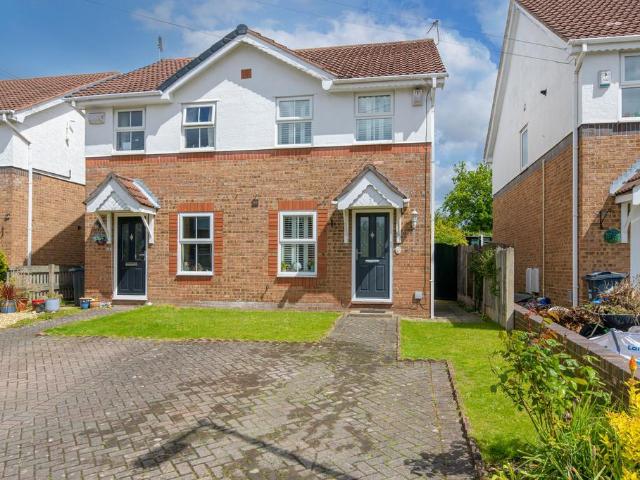 House for sale in Frodsham, Cheshire