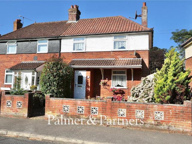 House for sale in Key Street, Suffolk