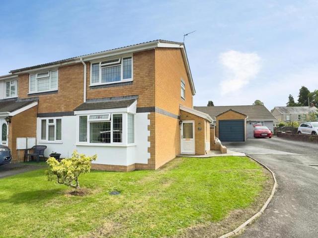 House for sale in Pontardawe, Pontardawe, Clydach