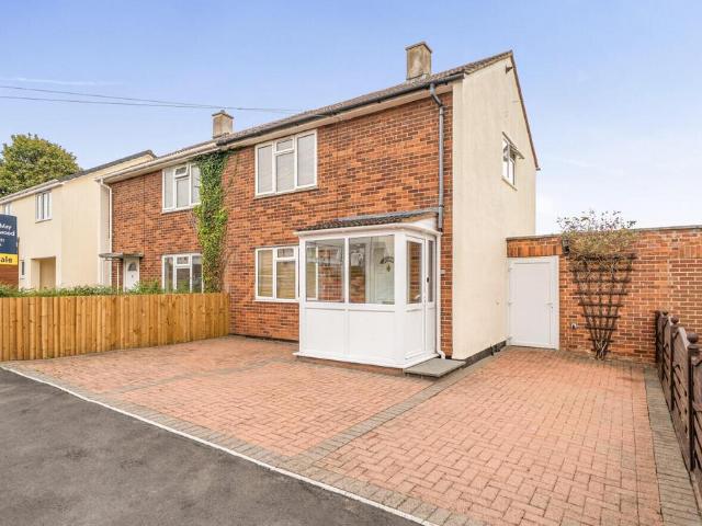 House for sale in Priorswood, Taunton