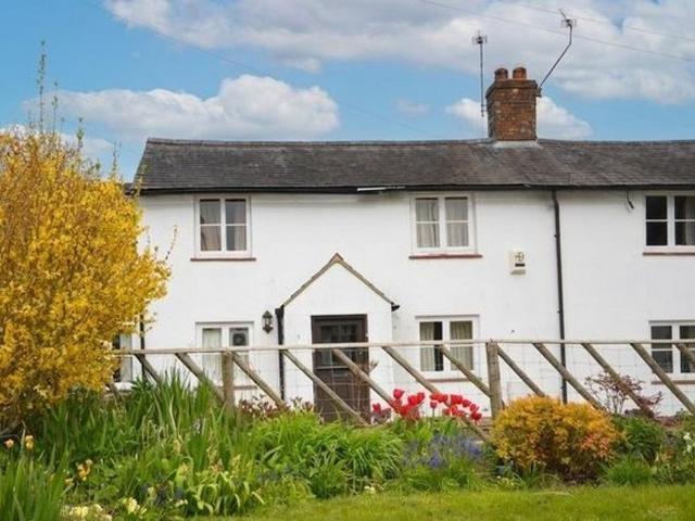 House for sale in Westlington, Dinton