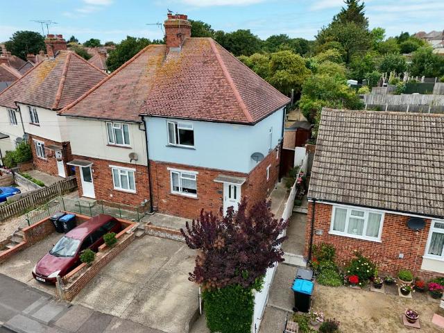 House for sale in Westwood, Acol
