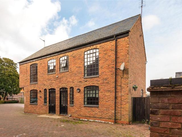 House for sale in Green Park, Milton Keynes