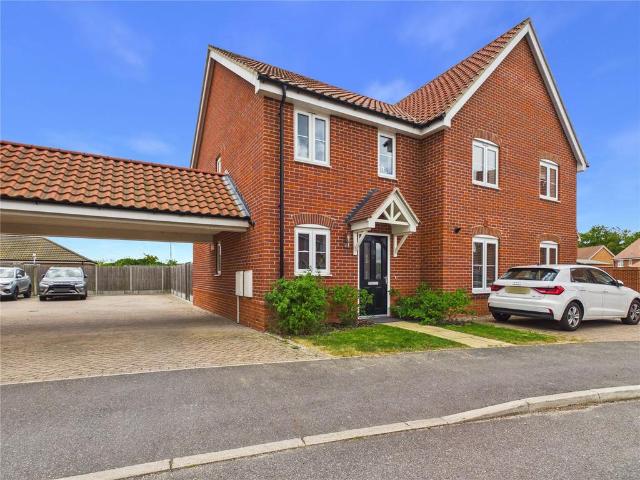 House for sale in Dale Hill, Essex