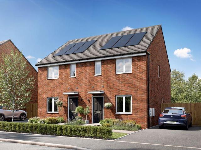 House for sale in Wrangbrook, West Yorkshire