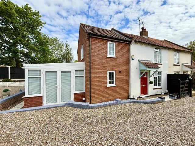 House for sale in Stokesby, Norfolk