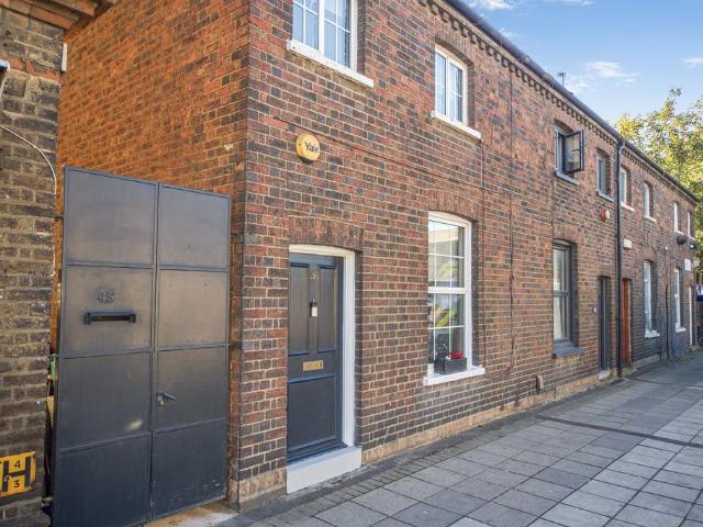 House for sale in London Borough of Ealing, Greater London