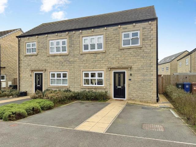House for sale in Burnside, Skipton