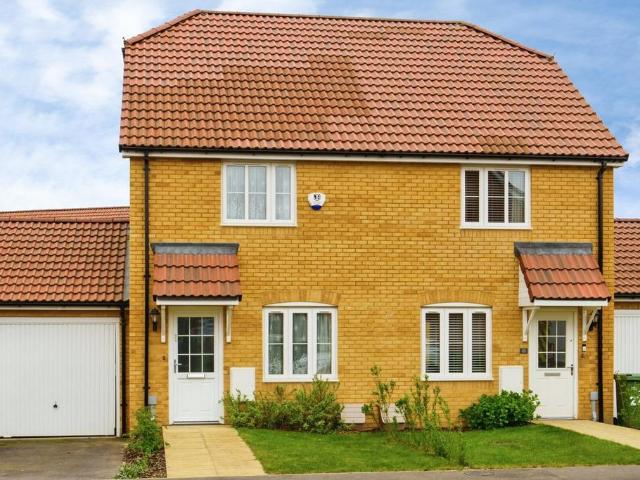 House for sale in Hawkinge, Folkestone