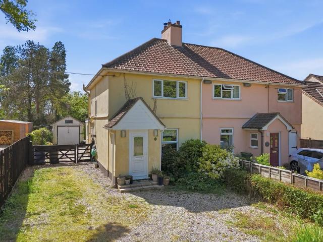 House for sale in Chelmondiston, Suffolk
