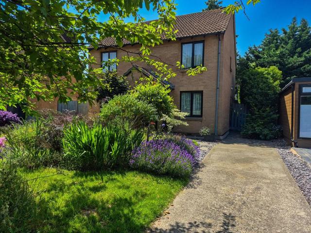House for sale in Feckenham, City Of Bristol