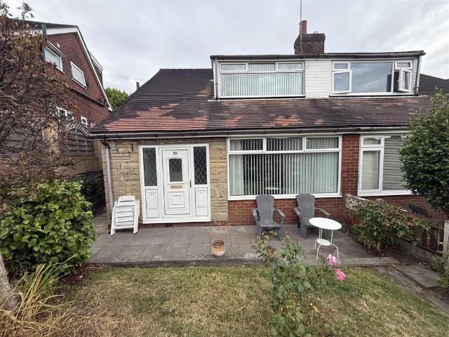 House for sale in Saddleworth, Pendock