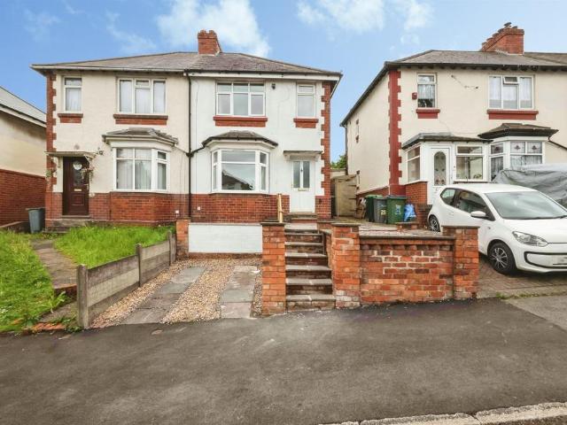 House for sale in Rounds Green, Oldbury