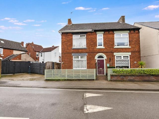 House for sale in East Midlands