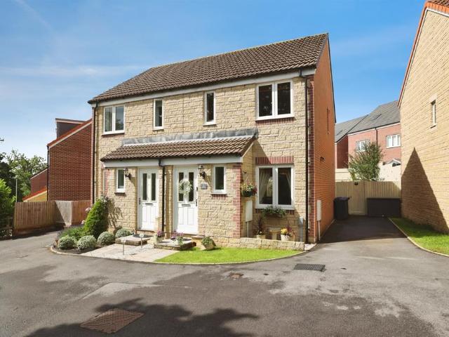 House for sale in Chippenham, Wiltshire