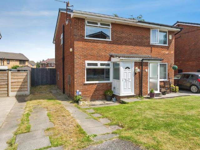 House for sale in Lee Bank, Greater Manchester