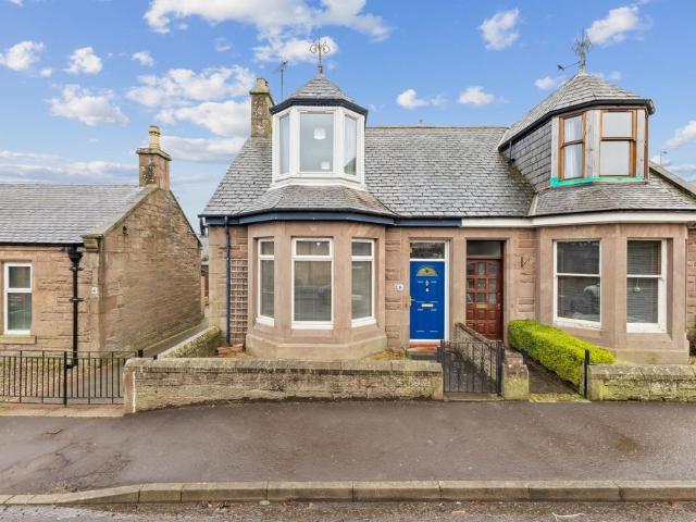 House for sale in Forfar, Scotland