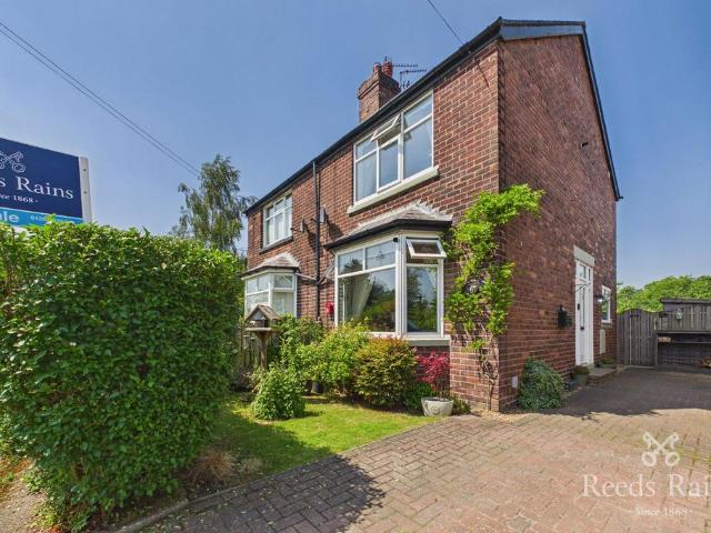 House for sale in Mossley, Congleton