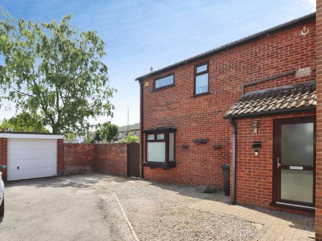 House for sale in Stoke Gifford, South Gloucestershire