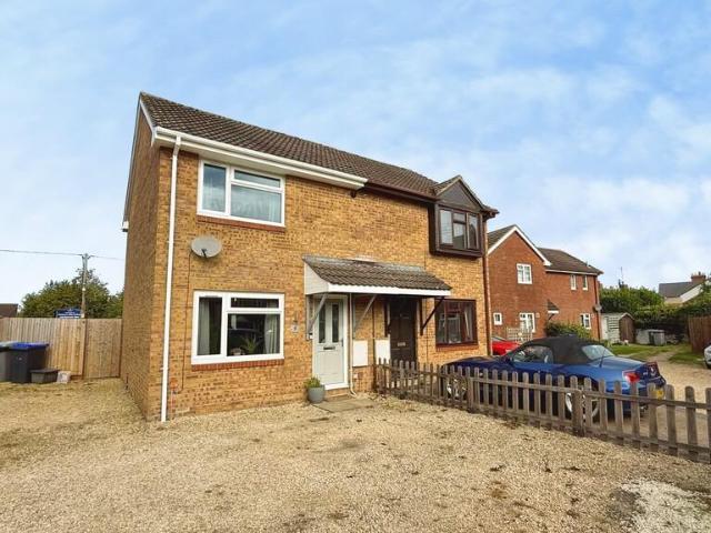 House for sale in Leigh Park, Westbury