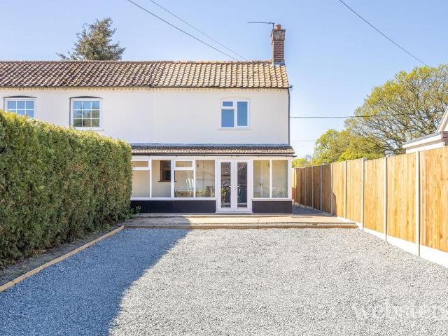 House for sale in Crostwick, Norfolk
