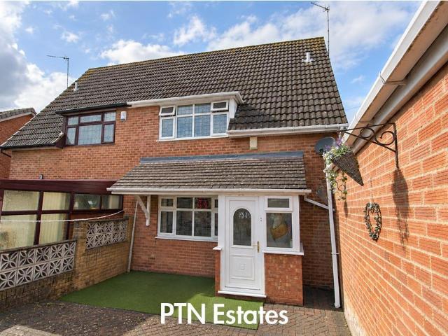 House for sale in Pensnett, West Midlands
