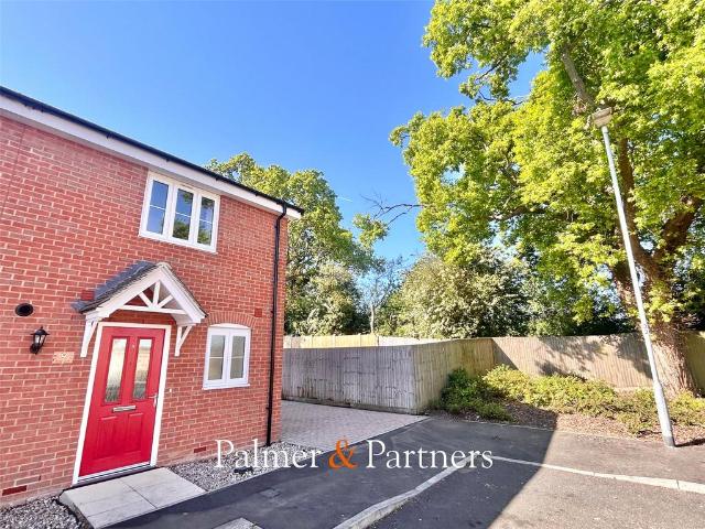 House for sale in Frinton and Walton, Dale Hill