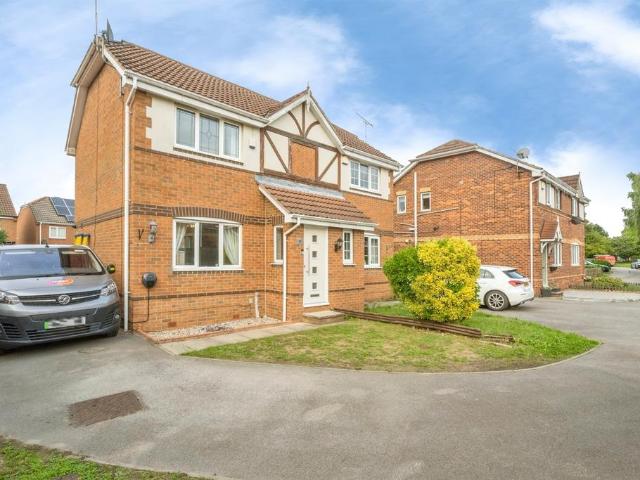 House for sale in Rossington, Doncaster