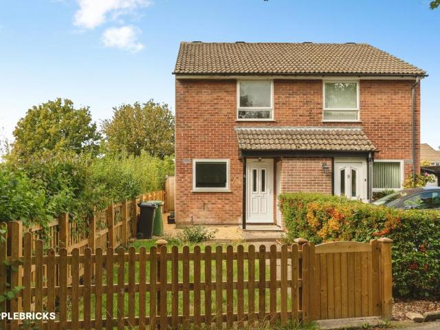 House for sale in Oldland, South Gloucestershire