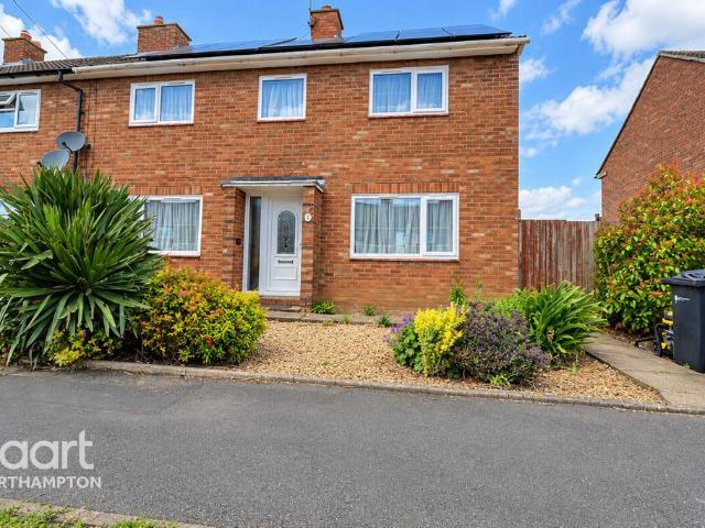 House for sale in Irchester, North Northamptonshire