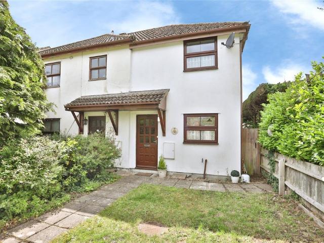 House for sale in Burton and Winkton, Burton