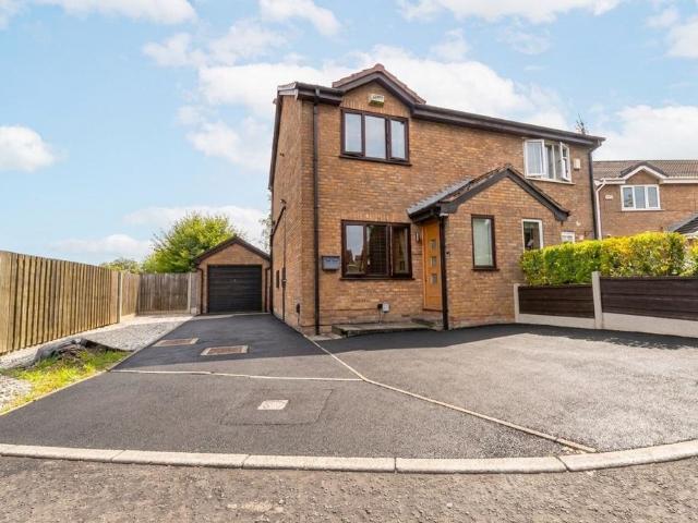 House for sale in Salford, Greater Manchester