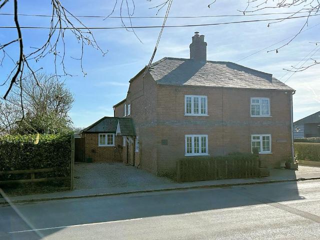 House for sale in Bradfield, West Berkshire