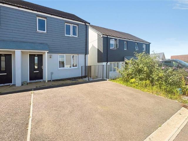 House for sale in Hayle, Cornwall