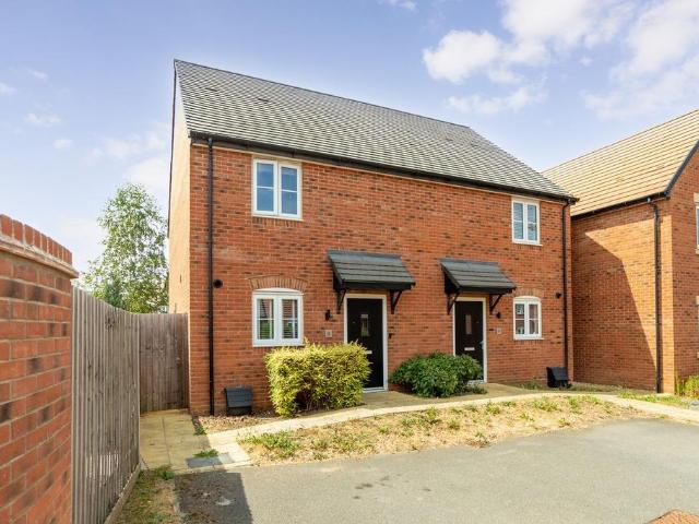House for sale in Bedford
