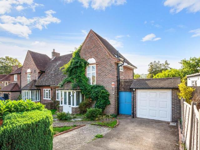 House for sale in Burgh Heath, Reigate and Banstead