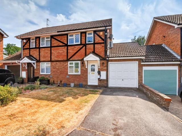 House for sale in Binfield