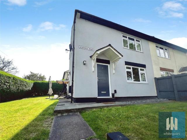 House for sale in Bradley, West Yorkshire