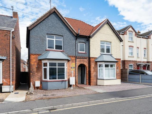 House for sale in Staniland, Boston