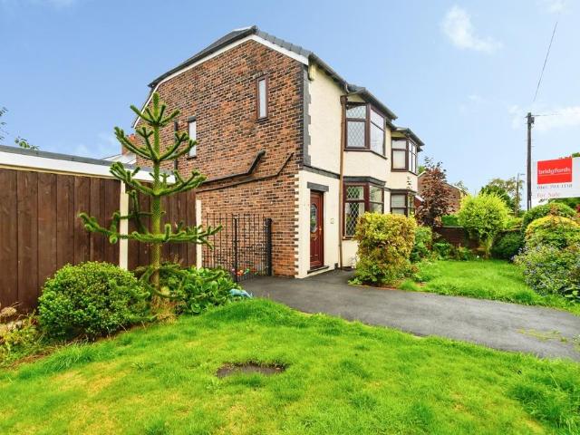 House for sale in Newtown, Salford