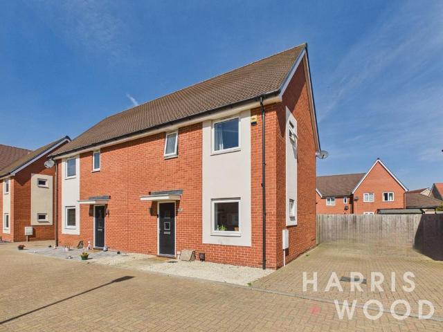 House for sale in Chipping Hill, Essex